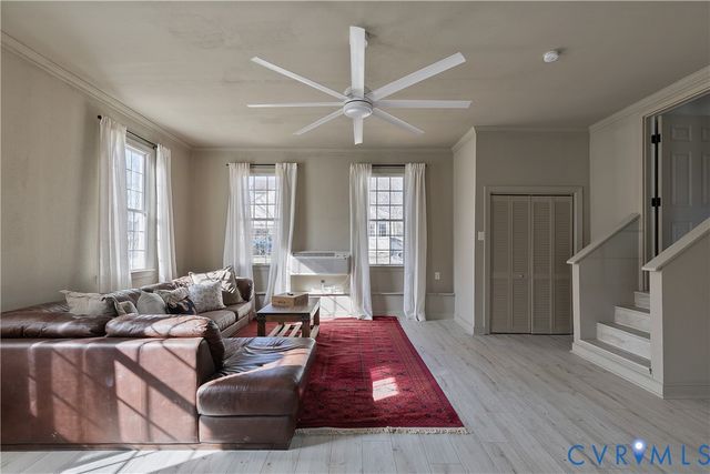 8102 Braxton Ct, Hanover, VA 23116