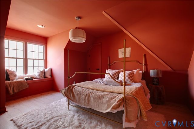 8102 Braxton Ct, Hanover, VA 23116