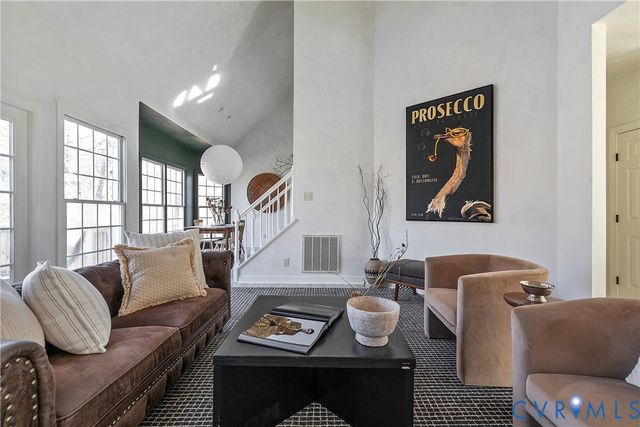 8102 Braxton Ct, Hanover, VA 23116