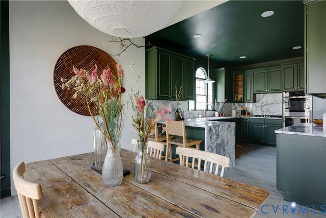 8102 Braxton Ct, Hanover, VA 23116