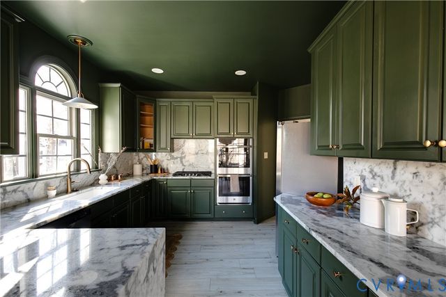 8102 Braxton Ct, Hanover, VA 23116