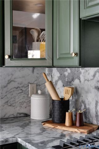 8102 Braxton Ct, Hanover, VA 23116