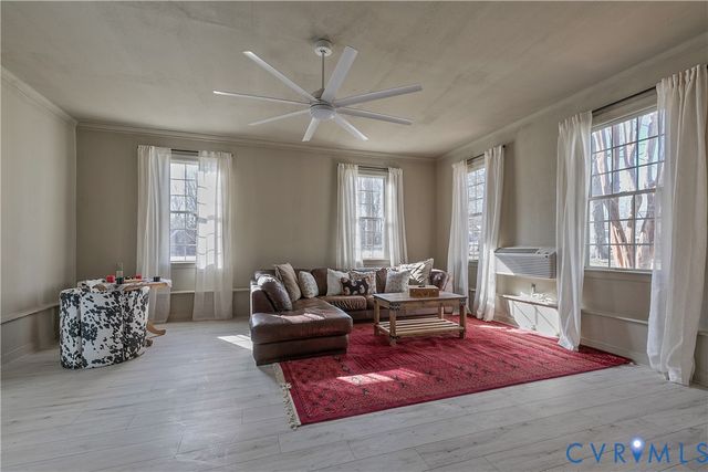 8102 Braxton Ct, Hanover, VA 23116