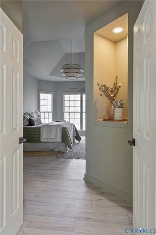 8102 Braxton Ct, Hanover, VA 23116