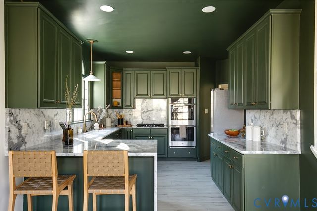 8102 Braxton Ct, Hanover, VA 23116