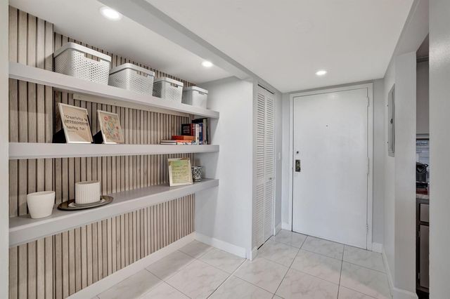 1101 RIVER REACH Drive 415, Fort Lauderdale, FL 33315