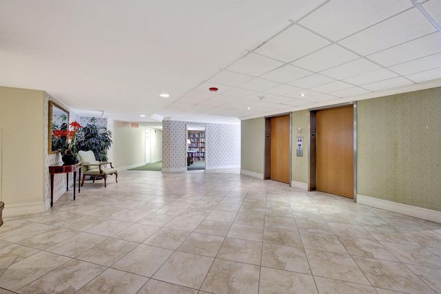 1101 RIVER REACH Drive 415, Fort Lauderdale, FL 33315