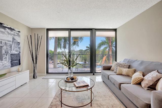 1101 RIVER REACH Drive 415, Fort Lauderdale, FL 33315