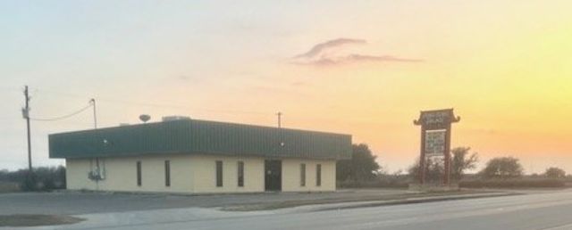 301 W Fm 351, Beeville, TX 78102