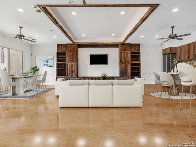 27481 Smithson Valley, San Antonio, TX 78261