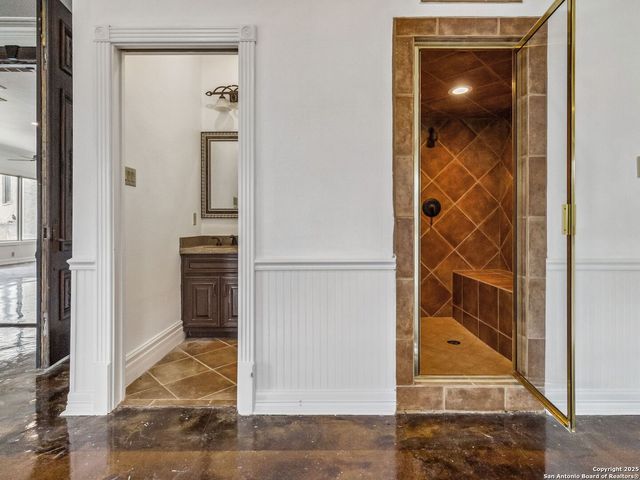 27481 Smithson Valley, San Antonio, TX 78261