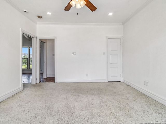 27481 Smithson Valley, San Antonio, TX 78261