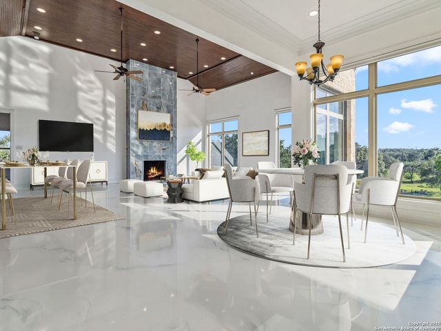 27481 Smithson Valley, San Antonio, TX 78261