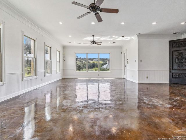 27481 Smithson Valley, San Antonio, TX 78261