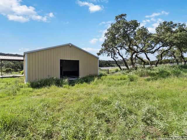 27481 Smithson Valley, San Antonio, TX 78261