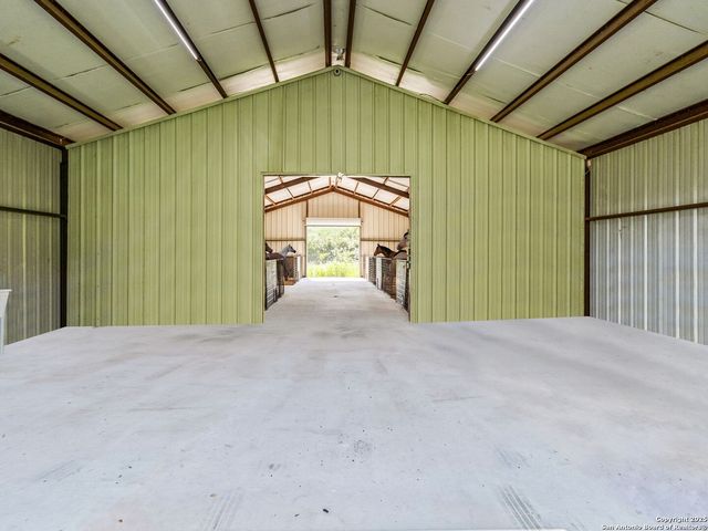 27481 Smithson Valley, San Antonio, TX 78261