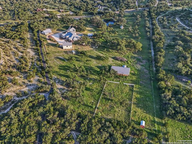 27481 Smithson Valley, San Antonio, TX 78261