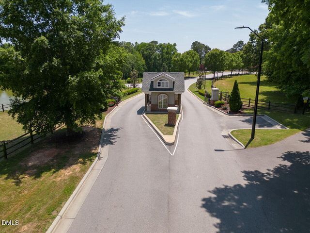 52 Pistoia Drive, Clayton, NC 27527