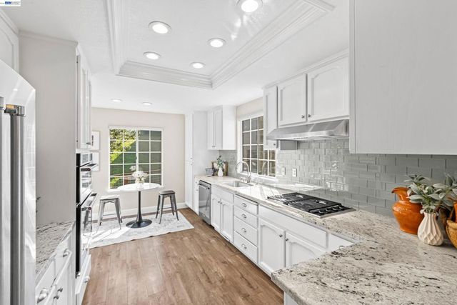 47 Summer Hill Court, Danville, CA 94526
