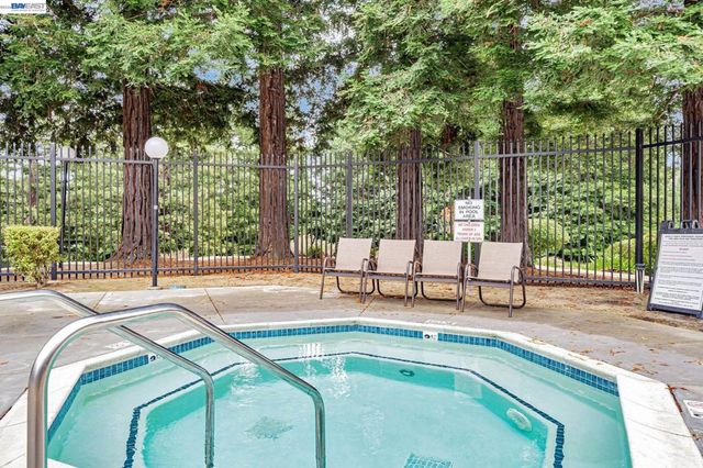 47 Summer Hill Court, Danville, CA 94526