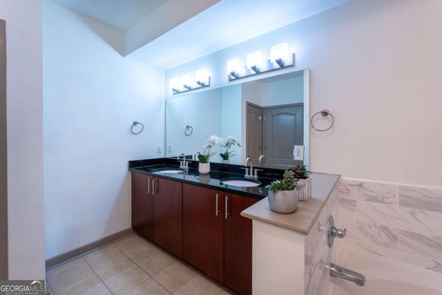 390 17th Street NW 2040, Atlanta, GA 30363