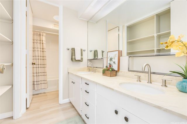 1212 Punahou Street 3106, Honolulu, HI 96826