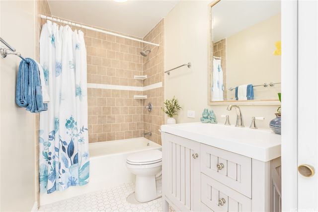 1212 Punahou Street 3106, Honolulu, HI 96826