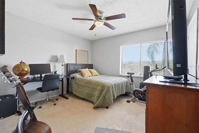 2067 HUNTERS GLEN DRIVE 339, Dunedin, FL 34698