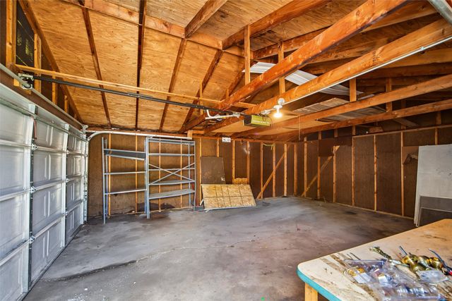2328 E 14th Street, Des Moines, IA 50316