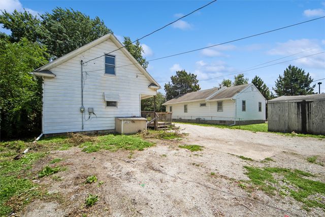 2328 E 14th Street, Des Moines, IA 50316