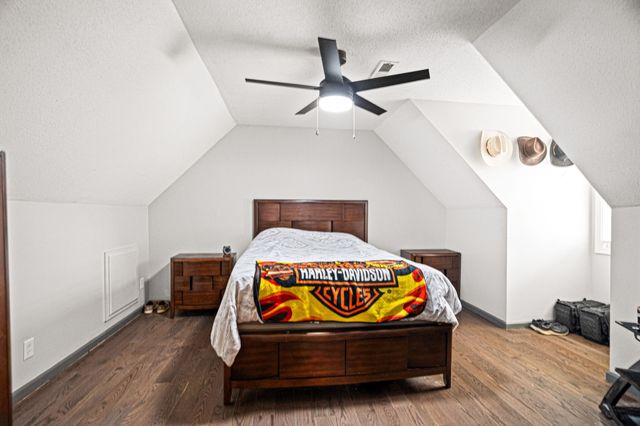 6117 Henry Gower Rd, Pleasant View, TN 37146