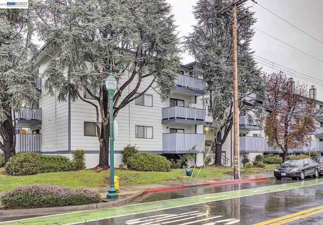 29300 Dixon St 207, Hayward, CA 94544