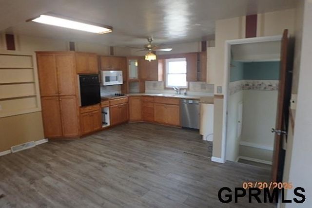 1740 N Mayfair Avenue, Fremont, NE 68025