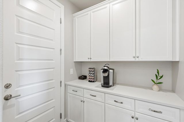 11301 Drinkwater Drive, Denton, TX 76207