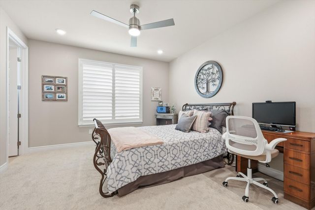 11301 Drinkwater Drive, Denton, TX 76207