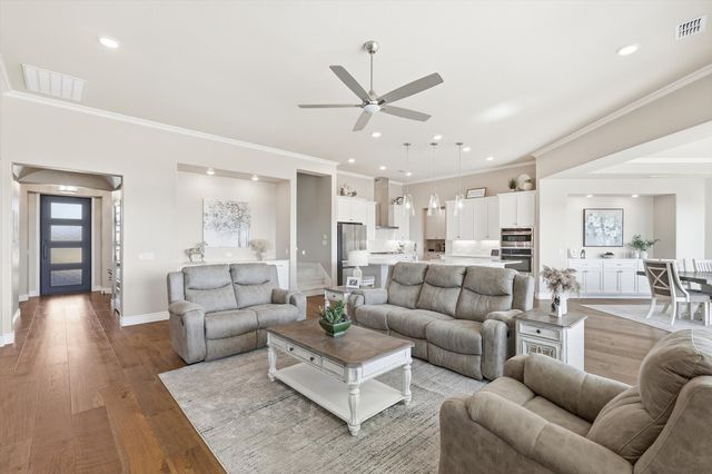 11301 Drinkwater Drive, Denton, TX 76207