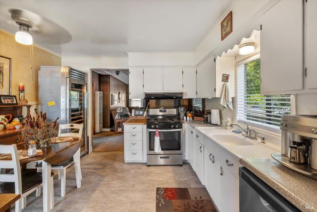 6774 Yount St, Yountville, CA 94599