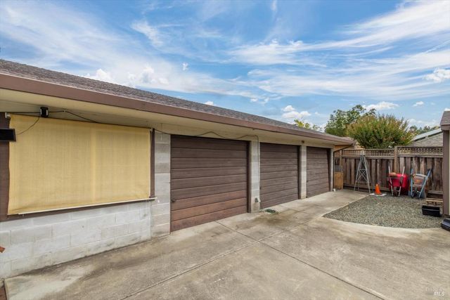 6774 Yount St, Yountville, CA 94599