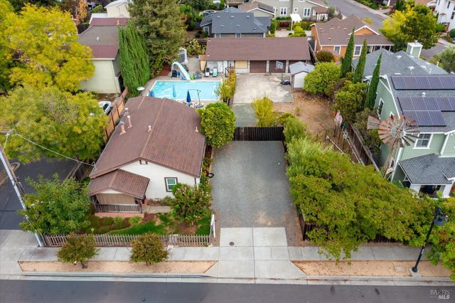 6774 Yount St, Yountville, CA 94599