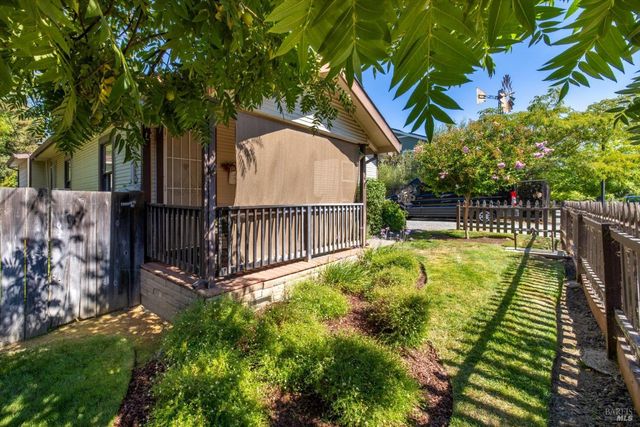 6774 Yount St, Yountville, CA 94599