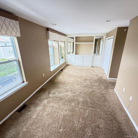 7219 Sandy Dune Way, Arverne, NY 11692