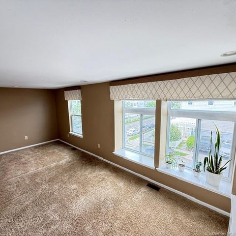 7219 Sandy Dune Way, Arverne, NY 11692
