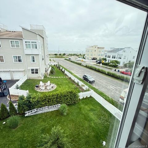 7219 Sandy Dune Way, Arverne, NY 11692