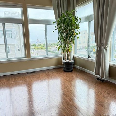 7219 Sandy Dune Way, Arverne, NY 11692