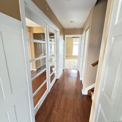 7219 Sandy Dune Way, Arverne, NY 11692