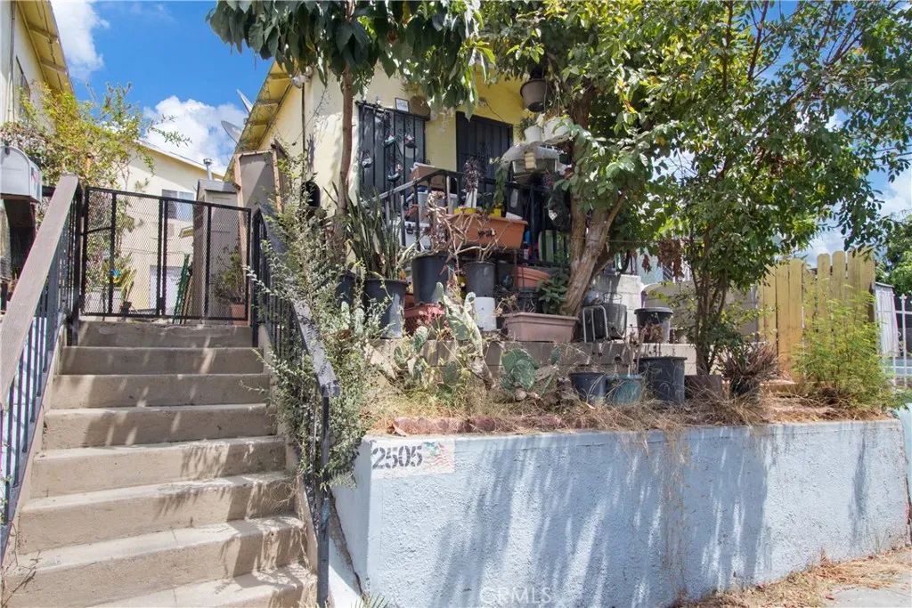 2505 Chelsea, Los Angeles, CA 90033