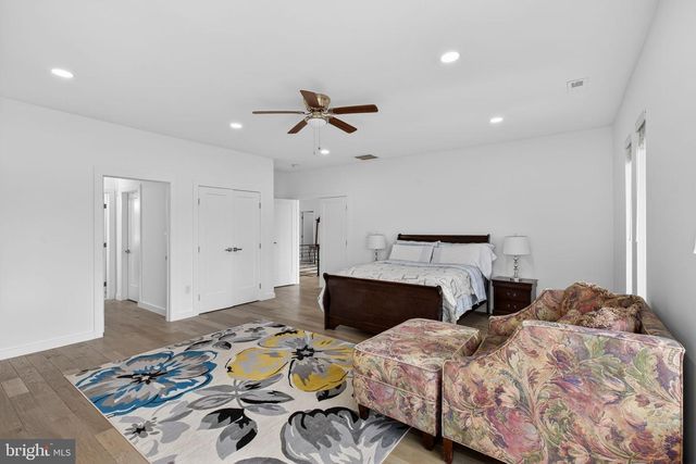 1815 PEABODY DR, Falls Church, VA 22043