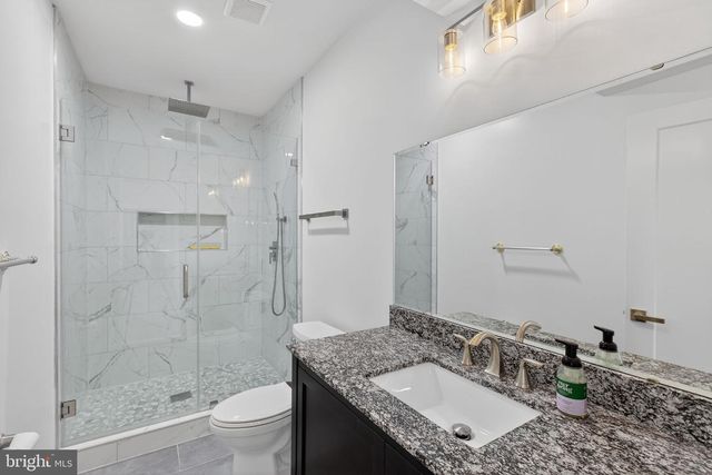 1815 PEABODY DR, Falls Church, VA 22043