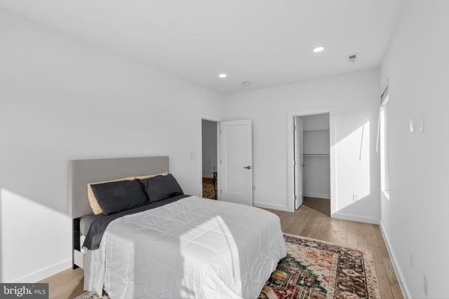 1815 PEABODY DR, Falls Church, VA 22043