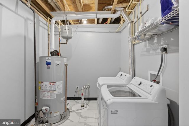 1815 PEABODY DR, Falls Church, VA 22043